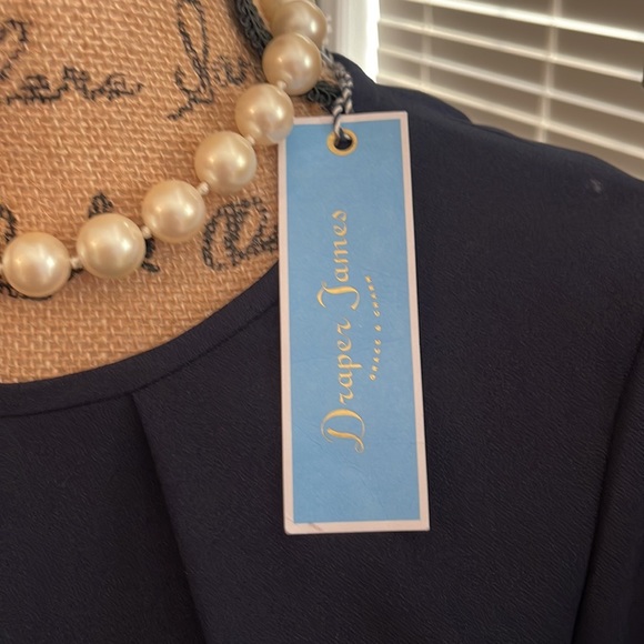 👗NWT👗 - Draper James Solid Keyhole Dress navy blue size 10 - Picture 4 of 13